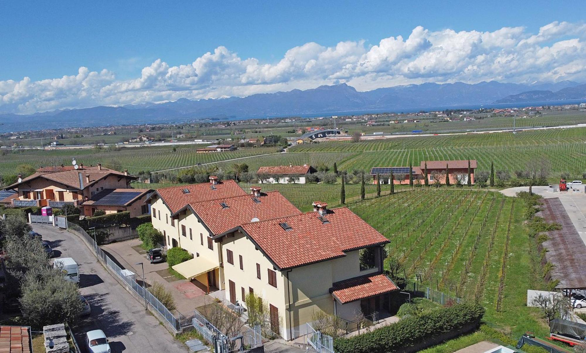 Belvedere Pt-40 By Wonderful Italy Peschiera del Garda